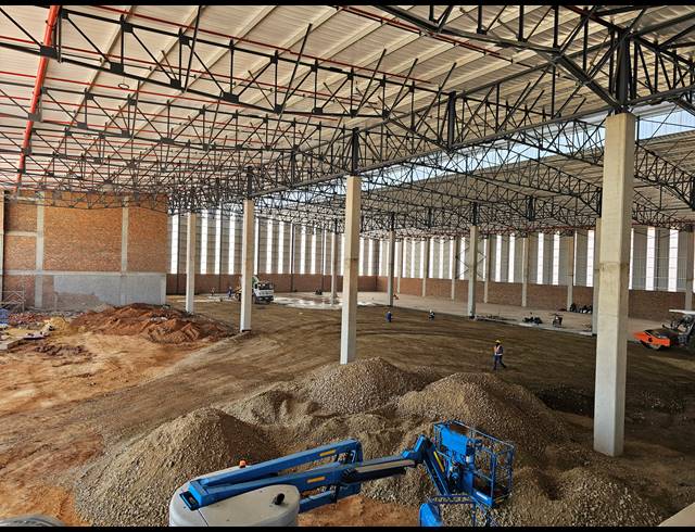 6,000M² WAREHOUSE TO LET IN LANSERIA